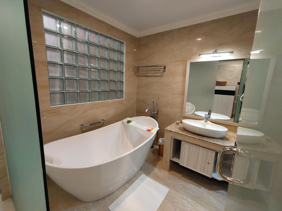 Hotel Villa Emitta Tomohon Kültér fotó