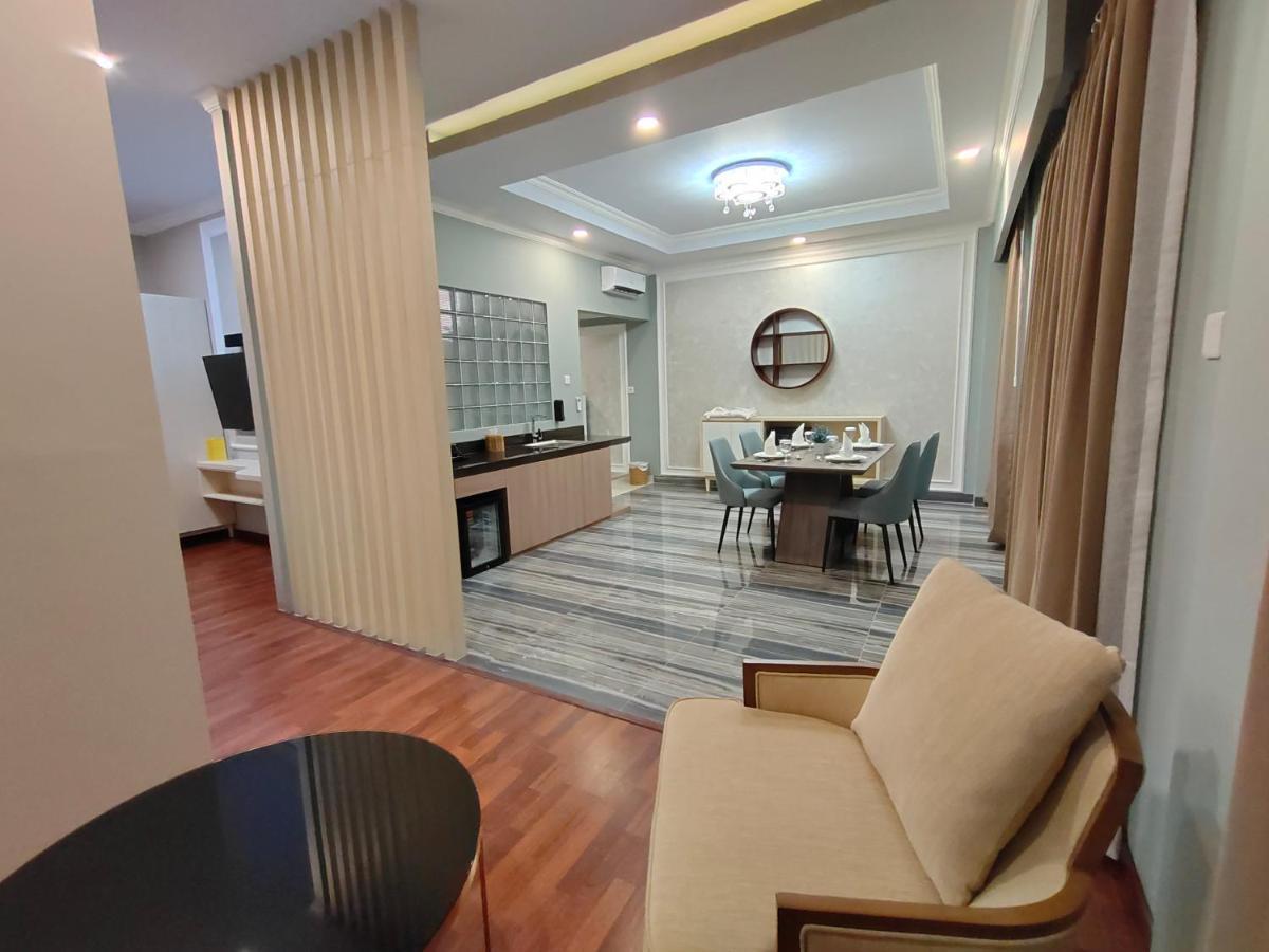 Hotel Villa Emitta Tomohon Kültér fotó
