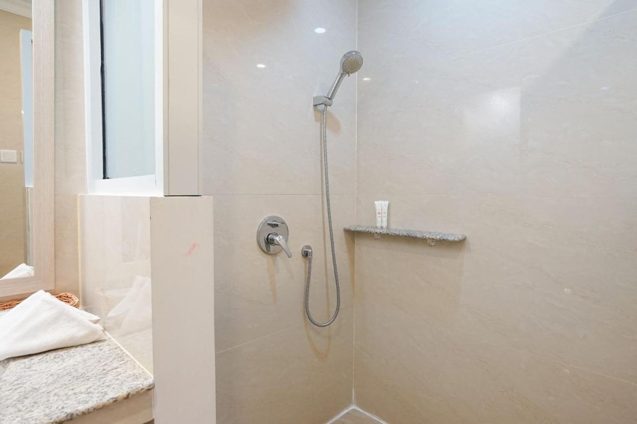 Hotel Villa Emitta Tomohon Kültér fotó